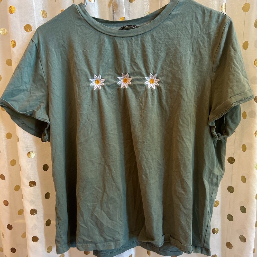cropped tee